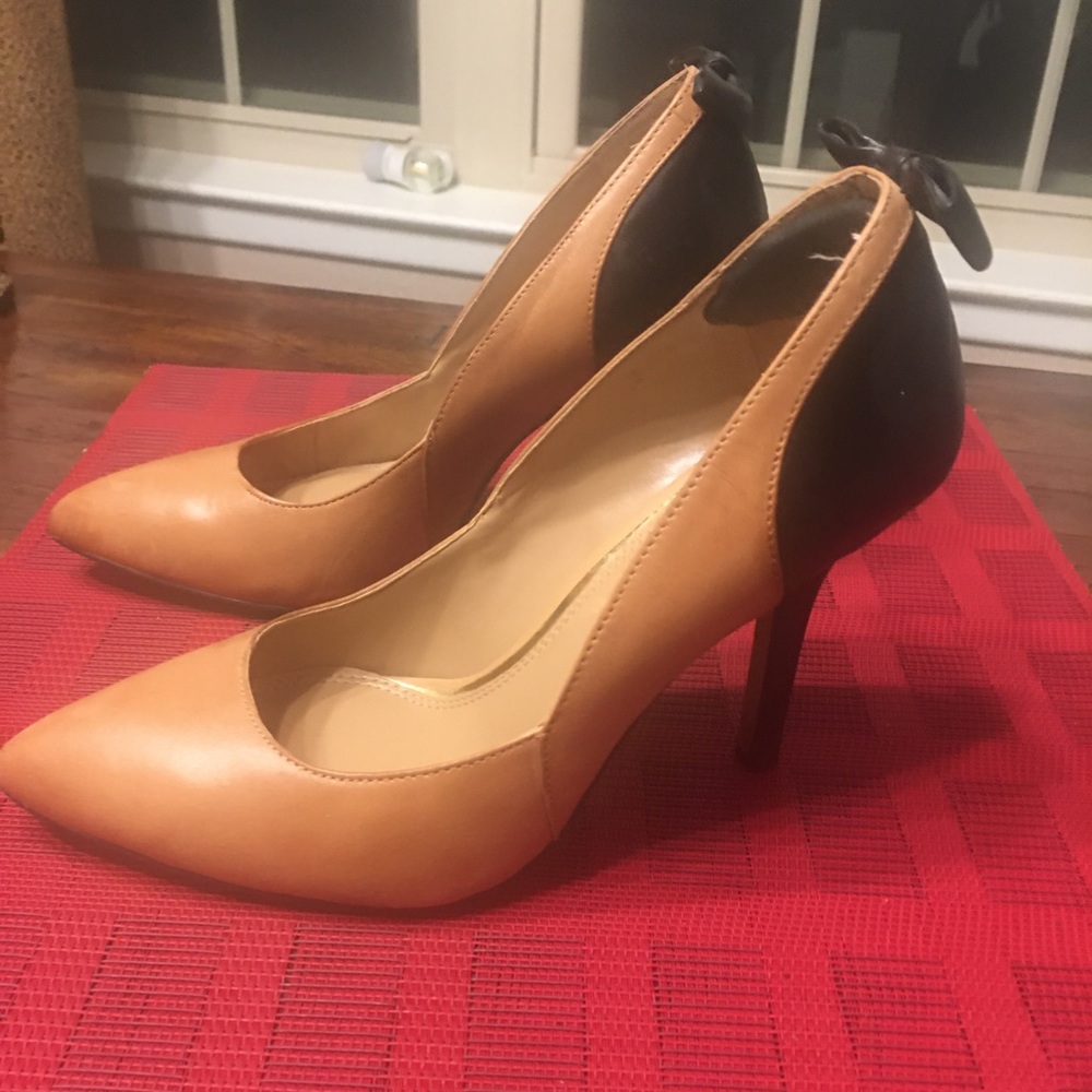 GORGEOUS HEELS!